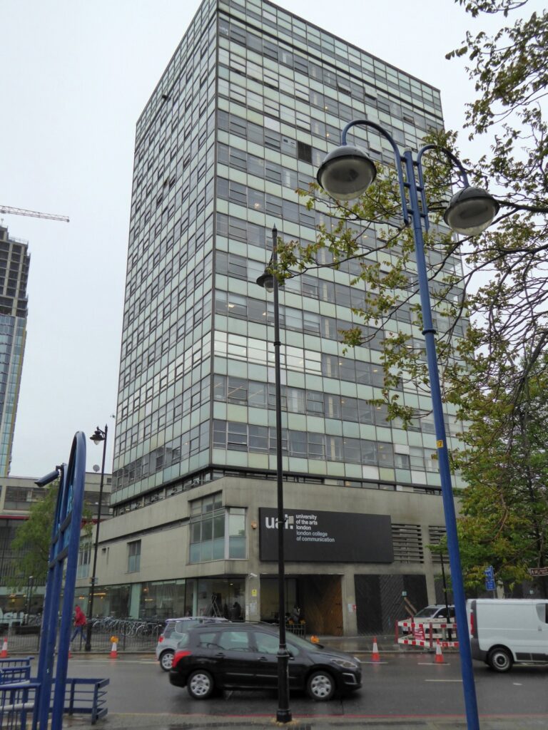 University_of_the_Arts_at_the_Elephant_and_Castle_(geograph_4476299)